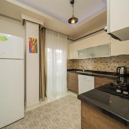 Charming Flat W Balcony 3 Min To * Antalya