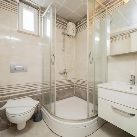 Charming Flat W Balcony 3 Min To Apartment Antalya